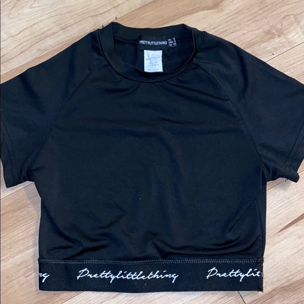 Black PrettyLittleThing Workout Top